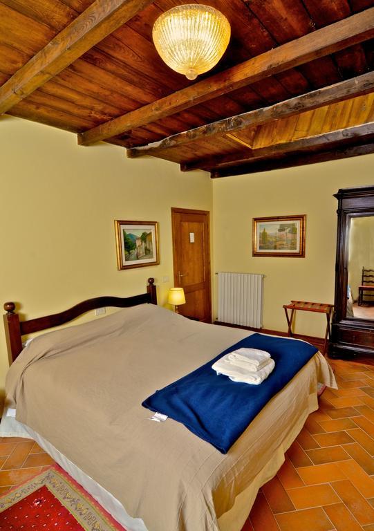 Agriturismo Il Passeggere Villa Bruscoli Bilik gambar